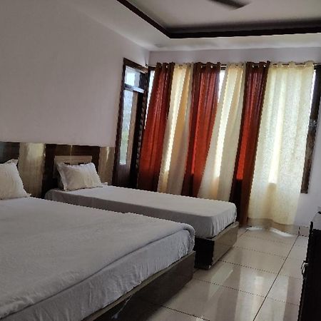 Oyo Hotel Laksh Kurukshetra 외부 사진