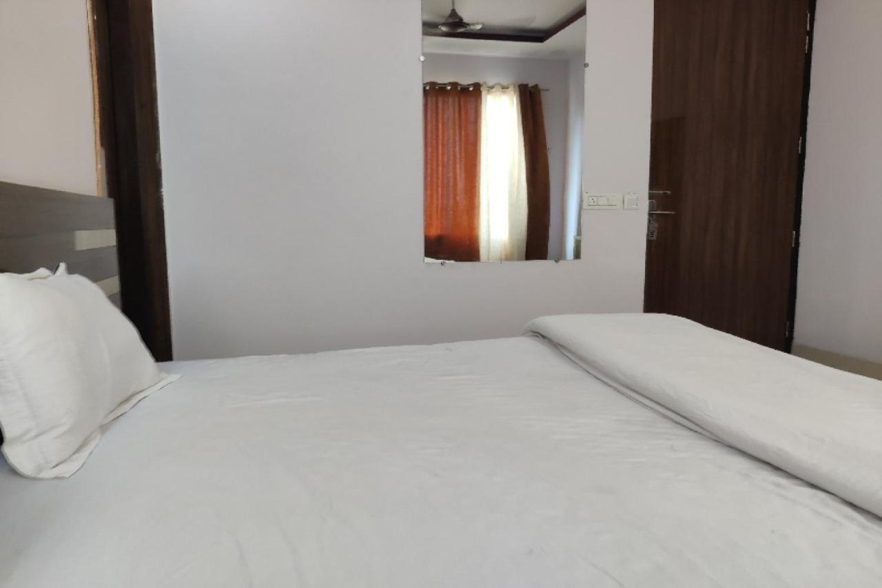 Oyo Hotel Laksh Kurukshetra 외부 사진