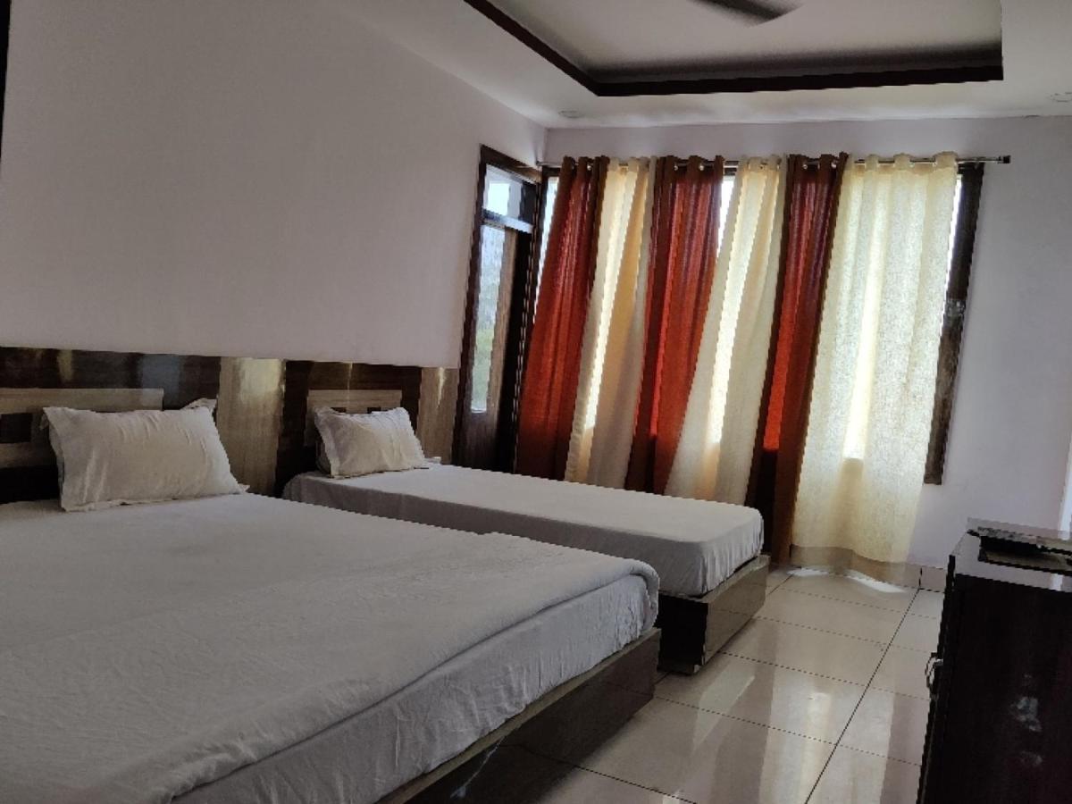 Oyo Hotel Laksh Kurukshetra 외부 사진